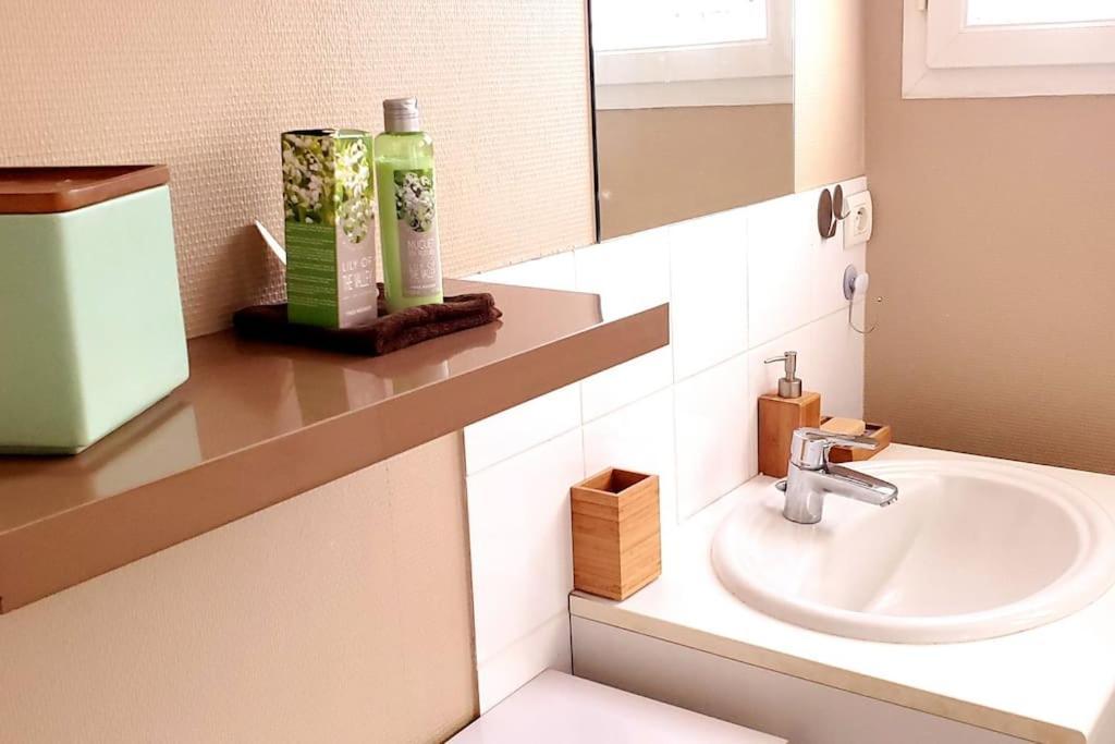 Simplicite Et Calme En Appartement A Issoire Dış mekan fotoğraf